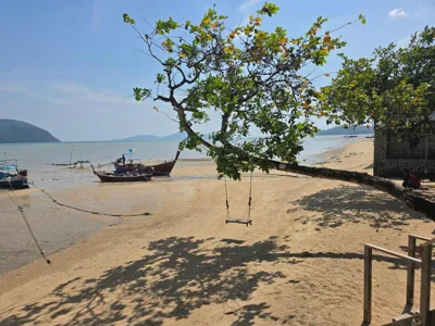 海景开间 — The beach front Condo